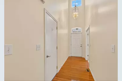 5013 Julia Ann Drive, Grove City, OH 43123 - Photo 5