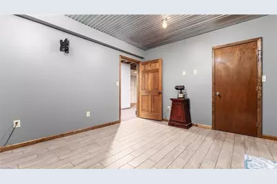 5465 Airwood Drive, Zanesville, OH 43701 - Photo 33