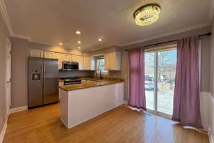 3493 Sunset Dr, Columbus, OH 43221 - Photo 3