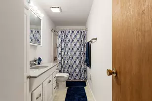 575 Dlyn St, Columbus, OH 43228 - Photo 13
