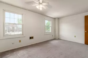 575 Dlyn St, Columbus, OH 43228 - Photo 15