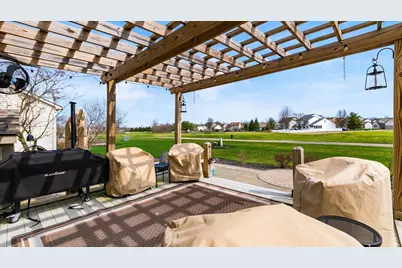 222 Trail E, Etna, OH 43062 - Photo 3