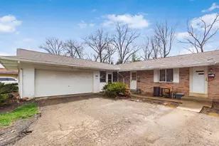 1565 Smith Rd, Columbus, OH 43207 - Photo 3