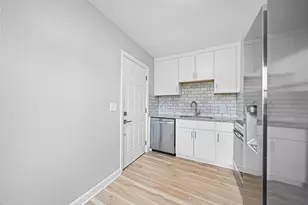 1222 Manchester Ave, Columbus, OH 43211 - Photo 9