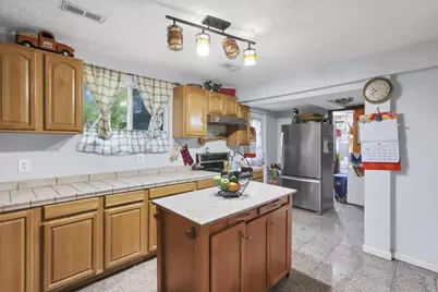 443 Lawrence Avenue, Columbus, OH 43228 - Photo 13