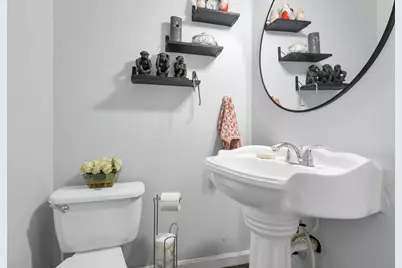 443 Lawrence Avenue, Columbus, OH 43228 - Photo 17