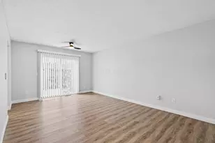 1557 Jennifer Ct, Columbus, OH 43232 - Photo 7