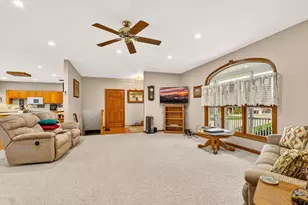 11129 Cedar Creek Dr NW, Canal Winchester, OH 43110 - Photo 15