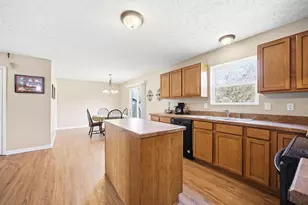 1936 Bay Port Dr, Grove City, OH 43123 - Photo 9