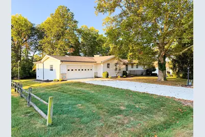 3335 Sycamore Knolls Drive, Columbus, OH 43219 - Photo 1