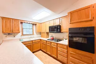 3335 Sycamore Knolls Dr, Columbus, OH 43219 - Photo 11