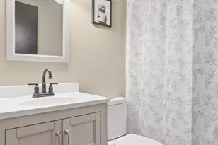 1713 Kelton Ave, Columbus, OH 43207 - Photo 13