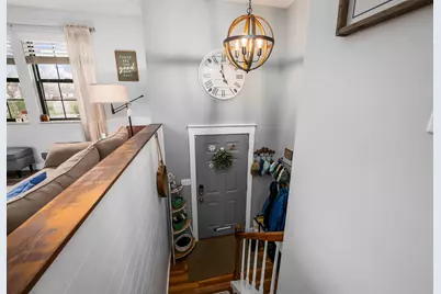 3870 Cypress Creek Drive, Columbus, OH 43228 - Photo 3