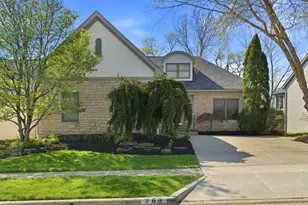 985 Linworth Village Dr, Columbus, OH 43235 - Photo 3