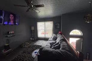 357 Chatterly Ln, Columbus, OH 43207 - Photo 17