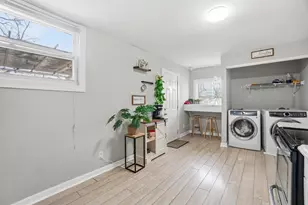 184 N 21st St, Columbus, OH 43203 - Photo 15