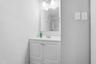 184 N 21st St, Columbus, OH 43203 - Photo 23