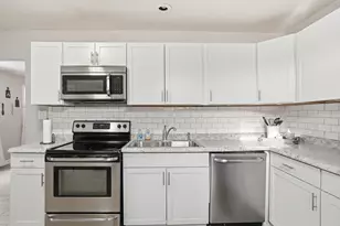 184 N 21st St, Columbus, OH 43203 - Photo 13