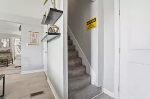 184 N 21st St, Columbus, OH 43203 - Photo 25