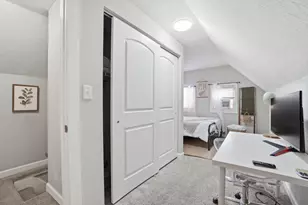 184 N 21st St, Columbus, OH 43203 - Photo 31