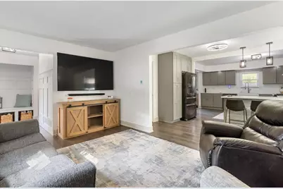 2382 Clover Blossom Court, Grove City, OH 43123 - Photo 9