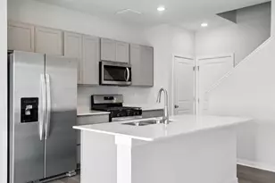 1476 Cardinez Wy, Columbus, OH 43228 - Photo 5