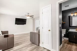 156 Glen Crossing Dr, Etna, OH 43062 - Photo 3