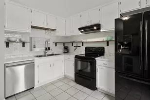 8377 Waco Ln, Powell, OH 43065 - Photo 11