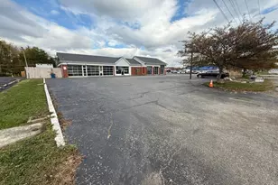 6050 E Livingston Ave, Columbus, OH 43232 - Photo 5