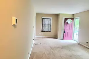 4530 Amesbury Rd, Columbus, OH 43227 - Photo 7