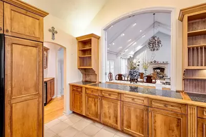 1436 Greenbrier Drive, Mount Vernon, OH 43050 - Photo 11