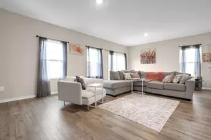 261 Crestview Ct, Pickerington, OH 43147 - Photo 5