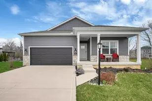 261 Crestview Ct, Pickerington, OH 43147 - Photo 1