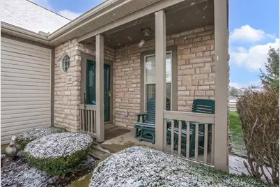 193 Pebble Creek Drive, Pataskala, OH 43062 - Photo 3