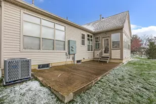 193 Pebble Creek Dr, Pataskala, OH 43062 - Photo 35