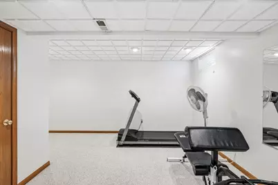 8240 Worthington Crossing Drive, Westerville, OH 43081 - Photo 37