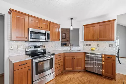 8240 Worthington Crossing Drive, Westerville, OH 43081 - Photo 11