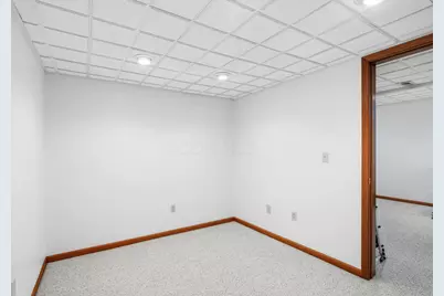 8240 Worthington Crossing Drive, Westerville, OH 43081 - Photo 33