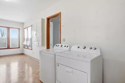 407 S Main Street, Baltimore, OH 43105 - Photo 19