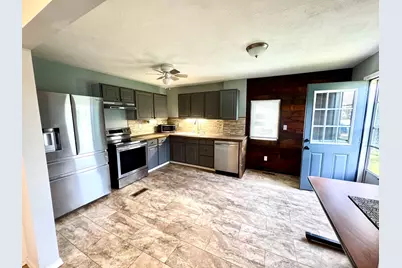 207 E Mill Street, Circleville, OH 43113 - Photo 11