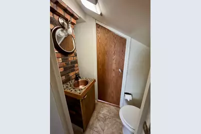 207 E Mill Street, Circleville, OH 43113 - Photo 17