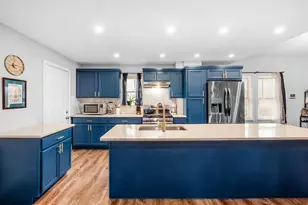 1930 Floral Ave, Columbus, OH 43223 - Photo 11