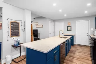 1930 Floral Ave, Columbus, OH 43223 - Photo 9