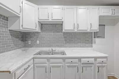 2445-2447 Hiawatha Street, Columbus, OH 43211 - Photo 9