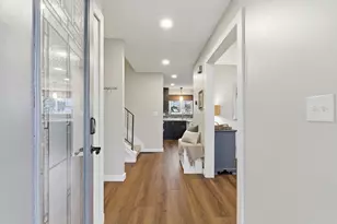 5639 Holyoke Ln, Columbus, OH 43231 - Photo 5