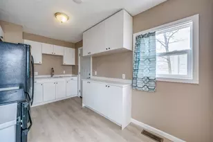 2805 Beulah Rd, Columbus, OH 43211 - Photo 9