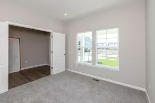 8244 Sycamore Holw Dr, Pickerington, OH 43147 - Photo 15