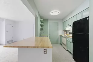 3941 Karl Rd, Columbus, OH 43224 - Photo 7