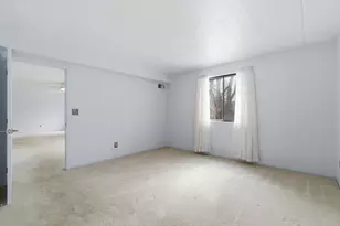 3941 Karl Rd, Columbus, OH 43224 - Photo 15