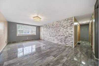 693 Maurine Drive, Columbus, OH 43228 - Photo 13